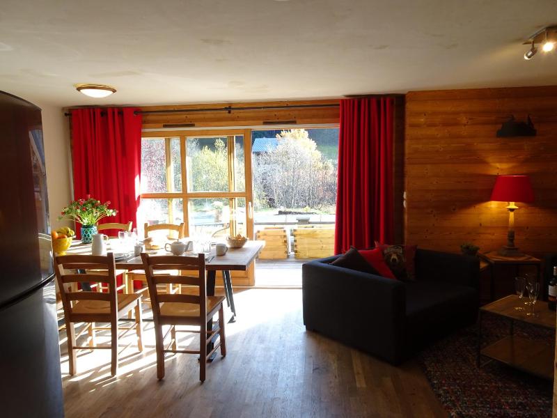 Apartment with Mountain View image 3
