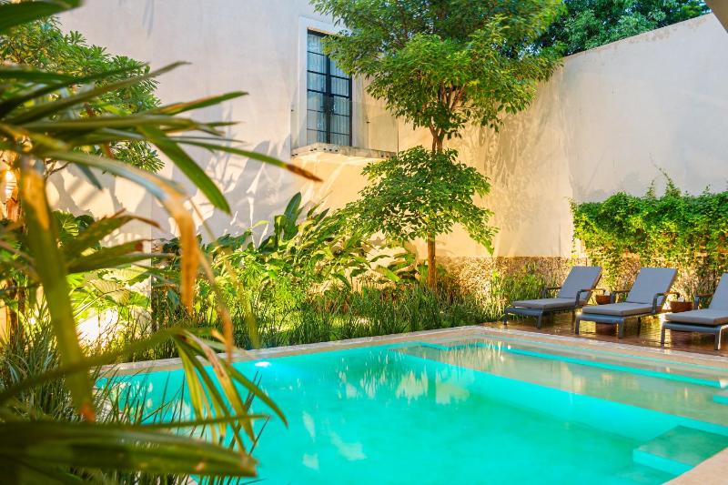 Adoro Hotel Boutique - image 14