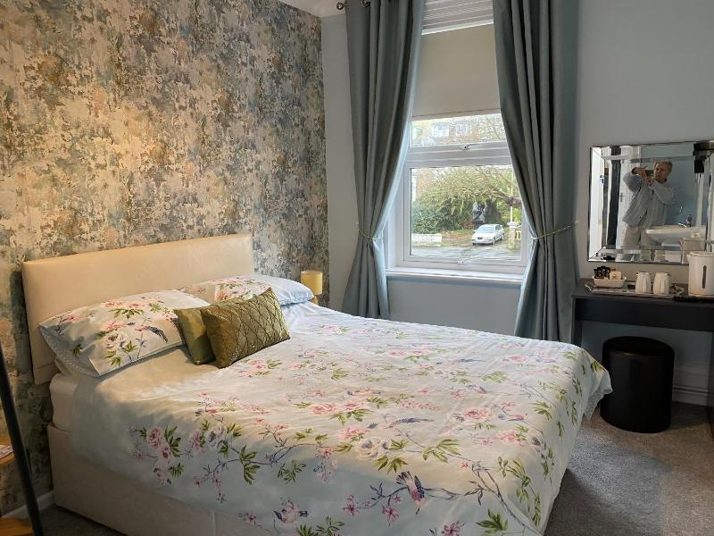 The Rosefield - image 4