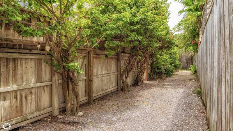 Good Vibrations by Last Key Realty - image 12