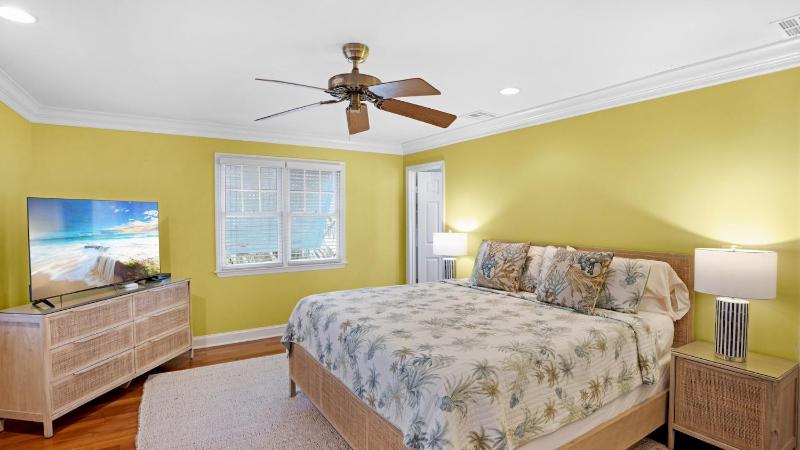 Garden of Emma by Last Key Realty - image 18