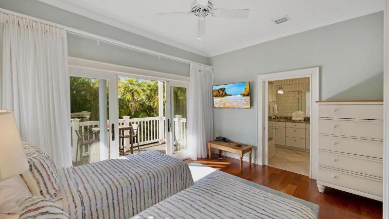 The Royal Compound by Last Key Realty - image 32