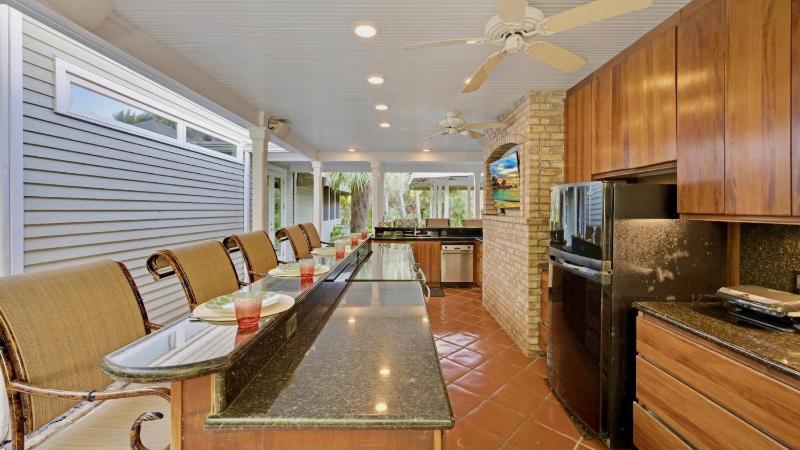 The Royal Compound by Last Key Realty - image 18