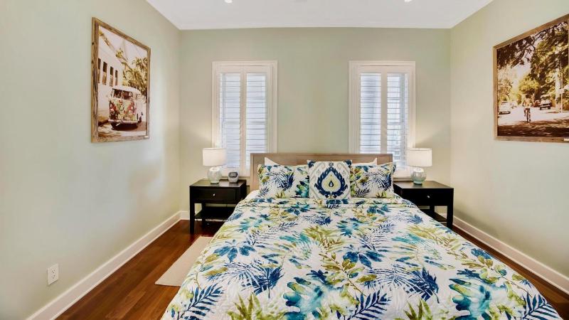 The Royal Compound by Last Key Realty - image 30