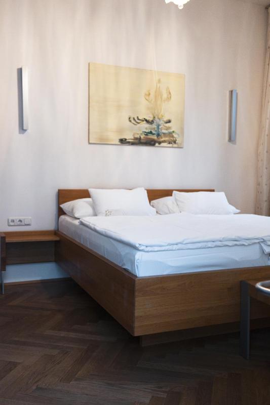 Budget Double Room image 3