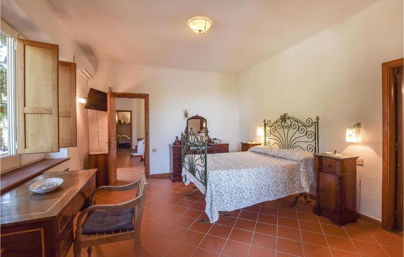 Lovely Home In Forio D'ischia - image 34