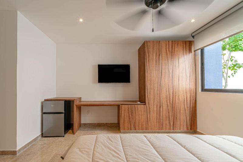 Lux 2 BD with Balcony Rooftop Pool in Aldea Zama - image 23
