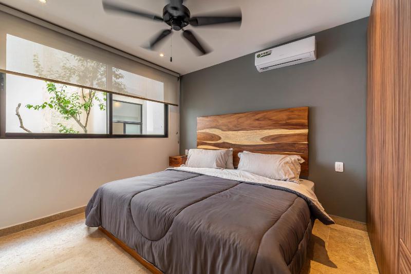 Lux 2 BD with Balcony Rooftop Pool in Aldea Zama - image 3
