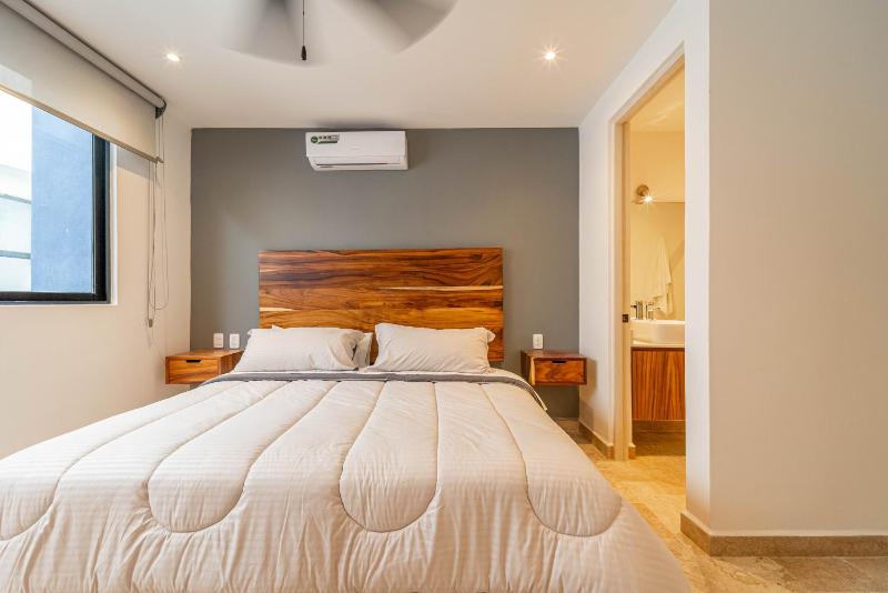 Lux 2 BD with Balcony Rooftop Pool in Aldea Zama - image 32