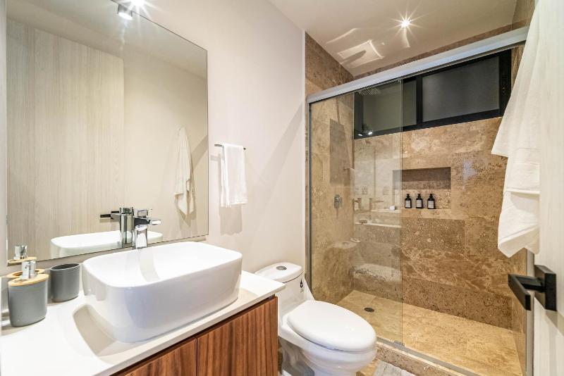 Lux 2 BD with Balcony Rooftop Pool in Aldea Zama - image 14