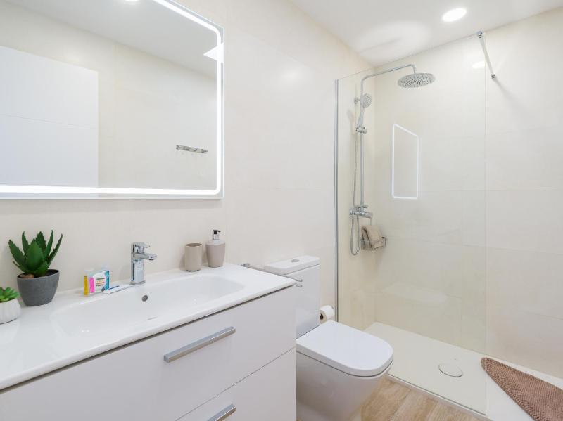 Seaside Home Playa del Ingles refurbished in 2024 - image 12