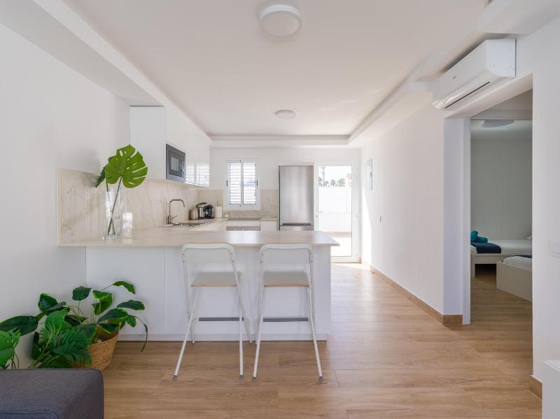 Seaside Home Playa del Ingles refurbished in 2024 - image 8