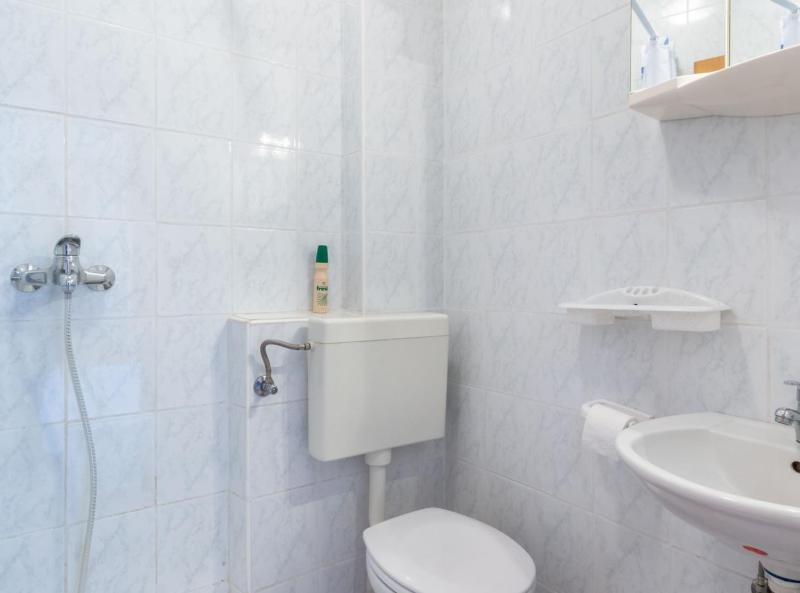Charming Trogir Apartments with Balcony - One Bedroom Apartment - image 12