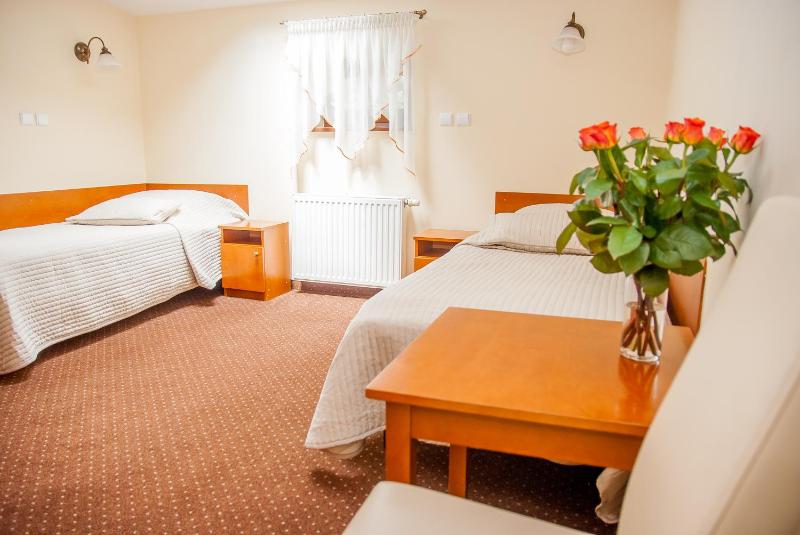 Double or Twin Room image 3