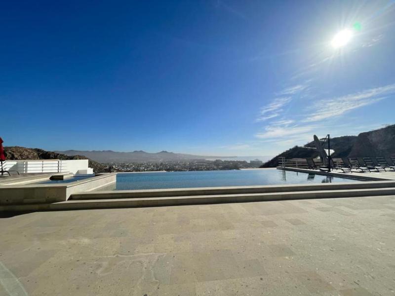Stunning 2BR Oceanview Contemporary Condo in Cabo - image 1