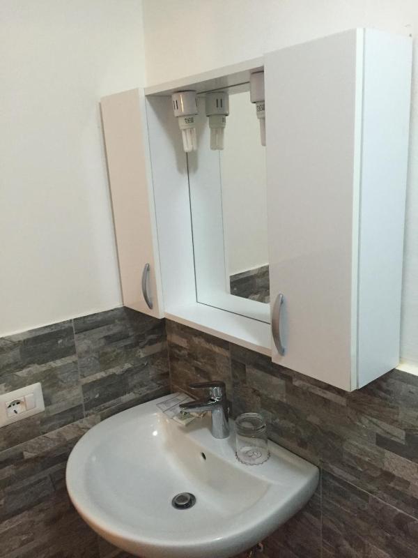 Double Room with Private Bathroom image 3