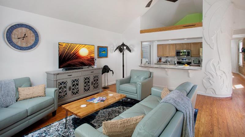 The Poetic Pineapple by Last Key Realty - image 1