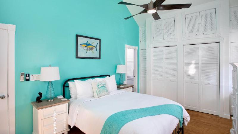 The Poetic Pineapple by Last Key Realty - image 9
