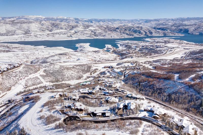 33 Ski Village Loft 3BR by SkyRun Park City - image 27