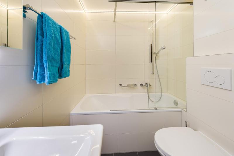 Two-Bedroom Apartment with Balcony image 4