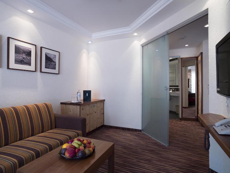 Junior Suite image 4