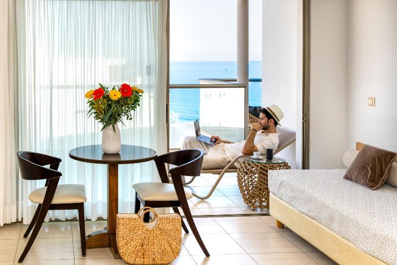 Albatros Spa & Resort Hotel - image 6