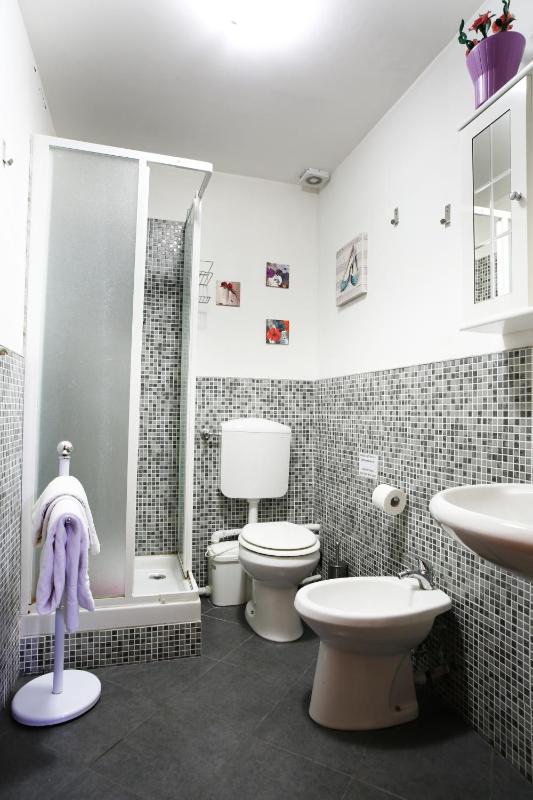 Piccadilly House - image 30
