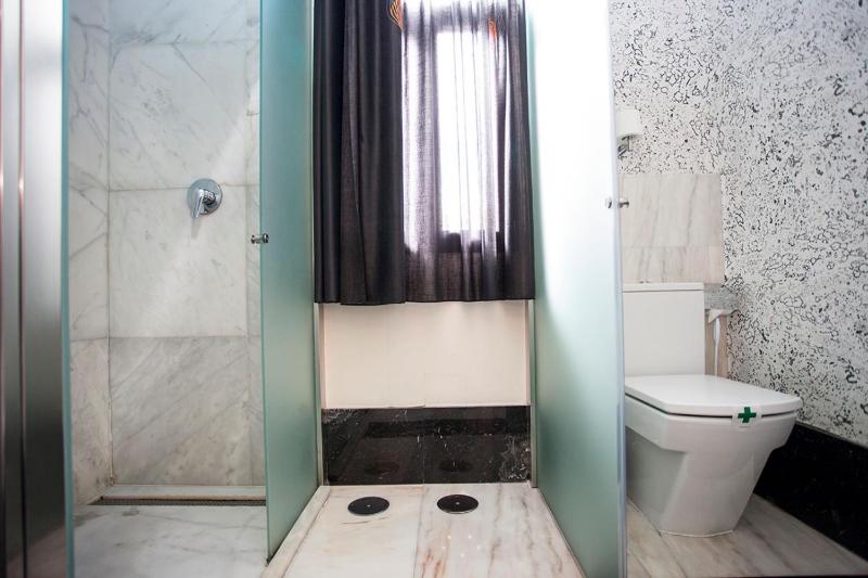 Triple Room image 4