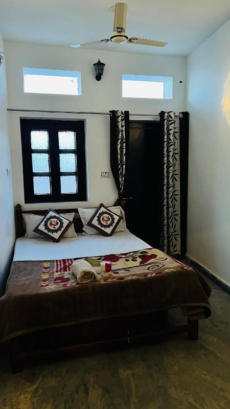Suri Guest House - image 6