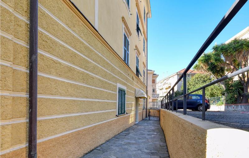 2 Bedroom Pet Friendly Apartment In Varazze - image 15