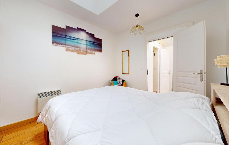 2 Bedroom Gorgeous Home In Royan - image 17