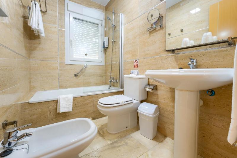 One-Bedroom Apartment (2 Adults) image 4