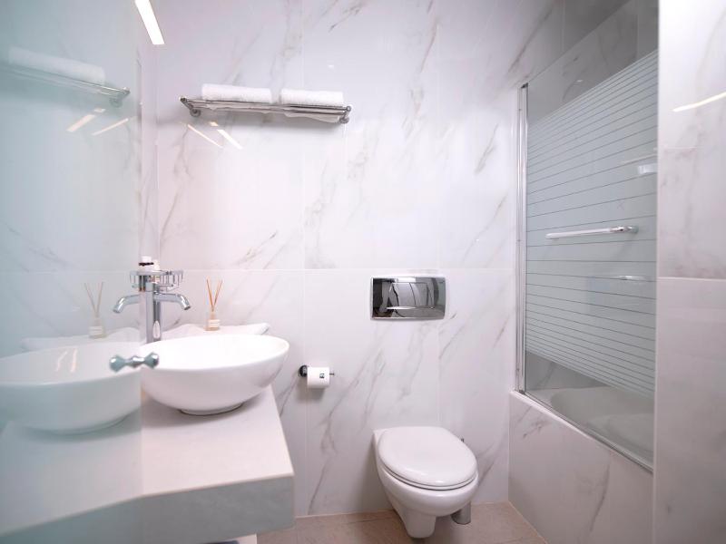 Junior Suite image 4