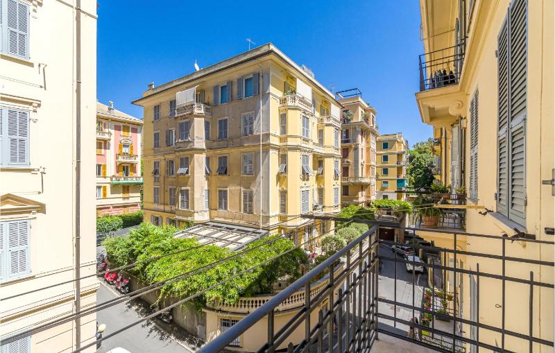 4 Bedroom Stunning Apartment In Genova - image 21