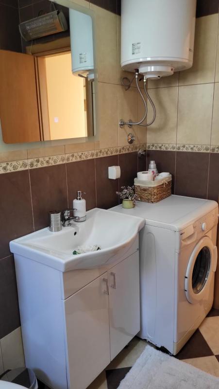 One-Bedroom Apartment with Balcony image 4