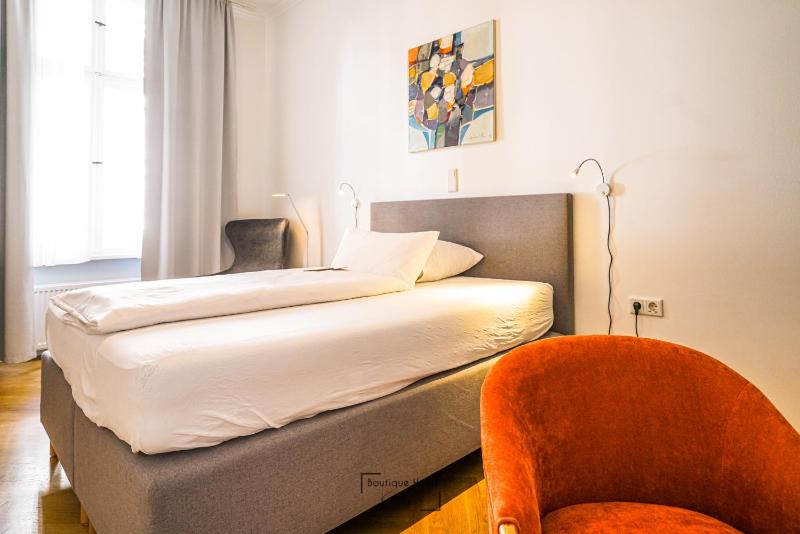 Standard Room image 2