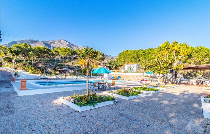Awesome Home In Mijas - image 3