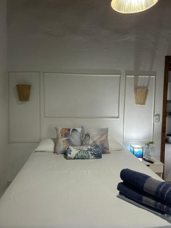 Chalé com lareira & jacuzzi privativa aquecida 300 m da Praia e Roda Gigante - image 29