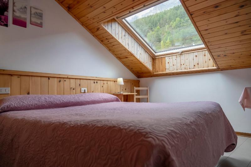 Double Room image 4