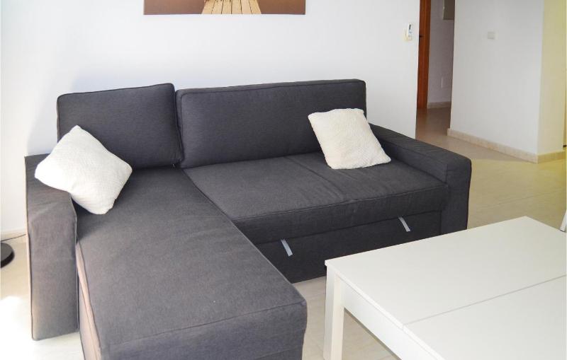 Beach Front Apartment In Orihuela Costa With Wifi - image 3