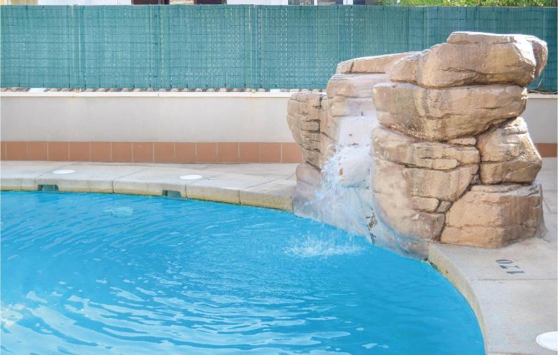 Beach Front Apartment In Orihuela Costa With Wifi - image 5