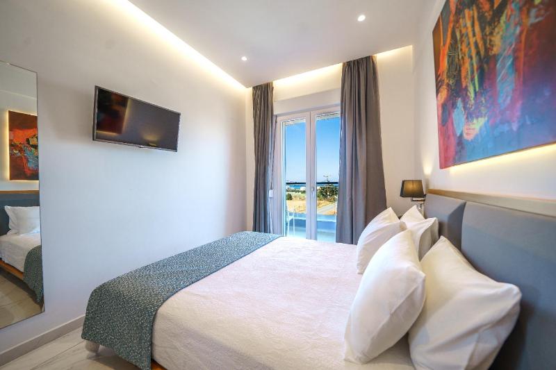 Elysian Suites - image 16