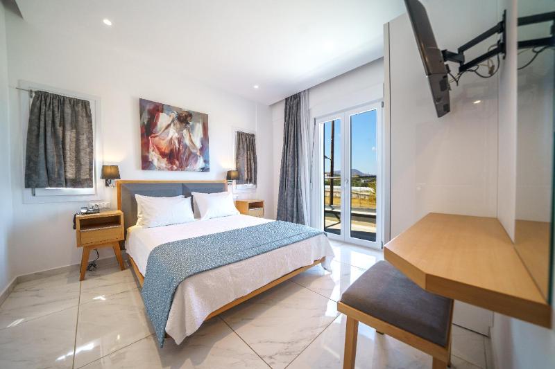 Elysian Suites - image 36