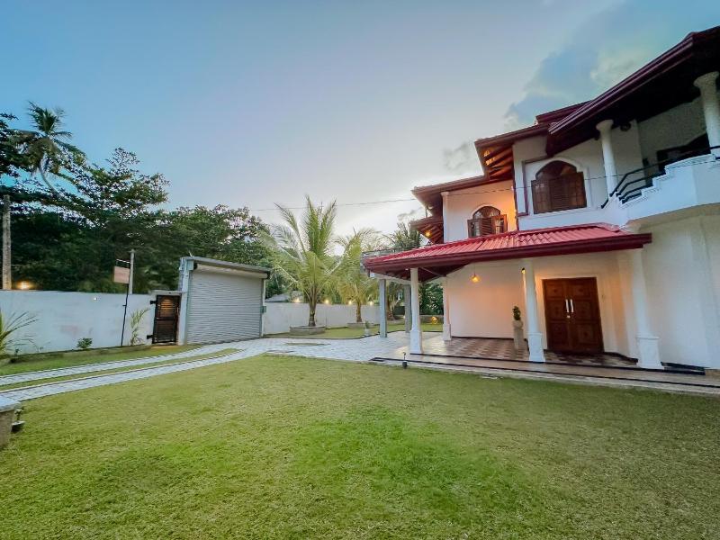 Solace Inn RESIDENCE - 5 Min Walk to Beach - image 22