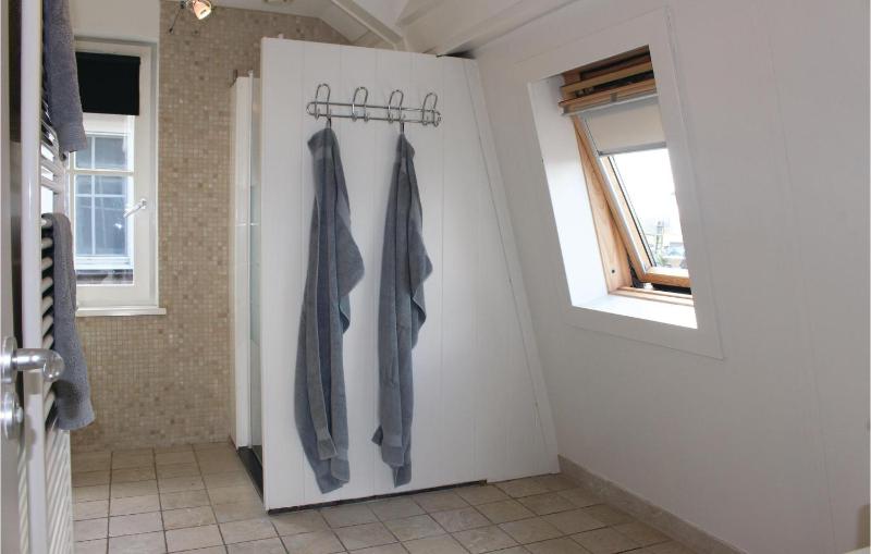 Three-Bedroom Holiday Home  image 2