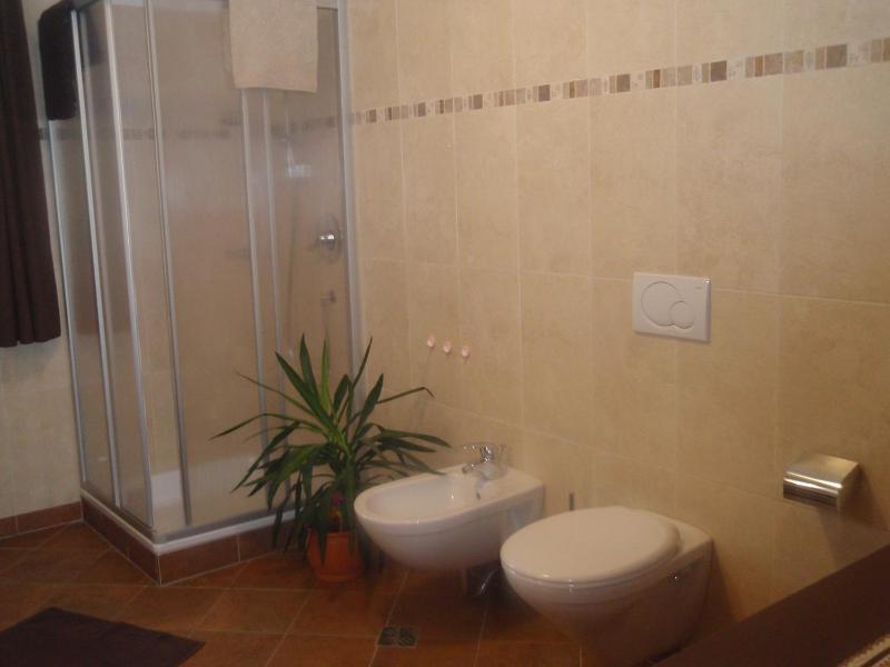 Apartment image 2