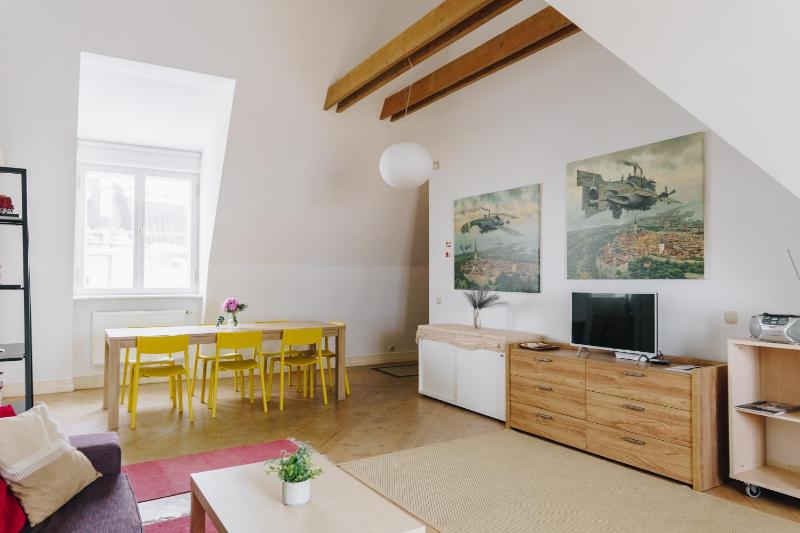 Apartment image 4