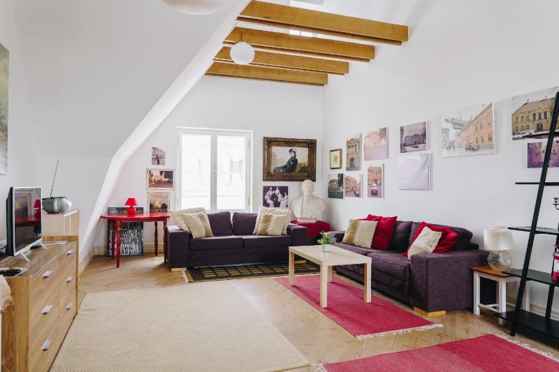 Apartment image 3