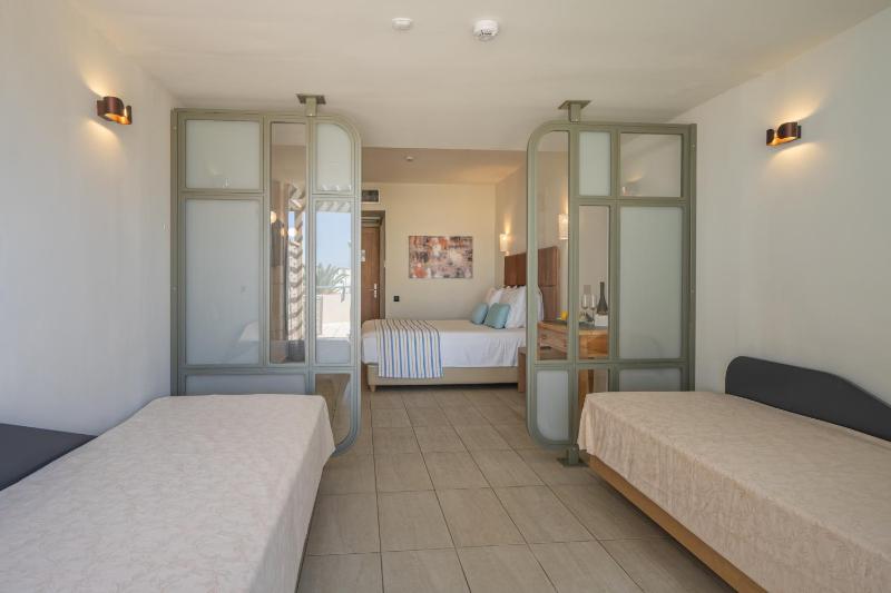 Superior Junior Suite image 3