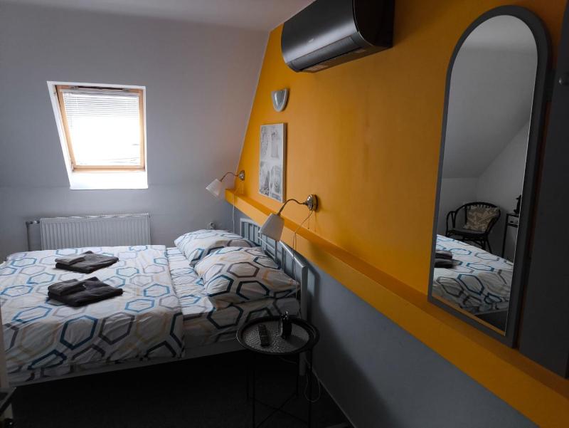 Standard Double Room image 1